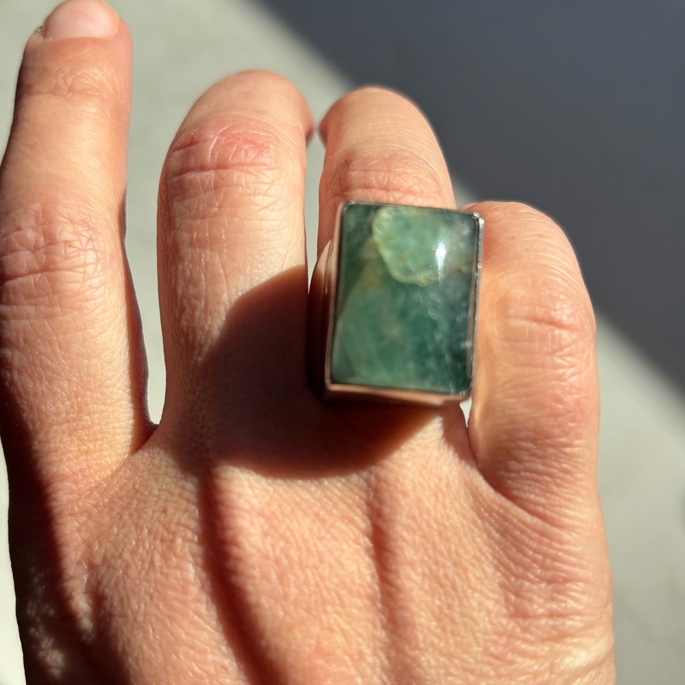 Huge Gorgeous Jane Diaz Sterling Silver and Apatite Ring